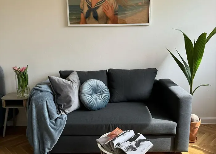 Lady Eleven Apartment